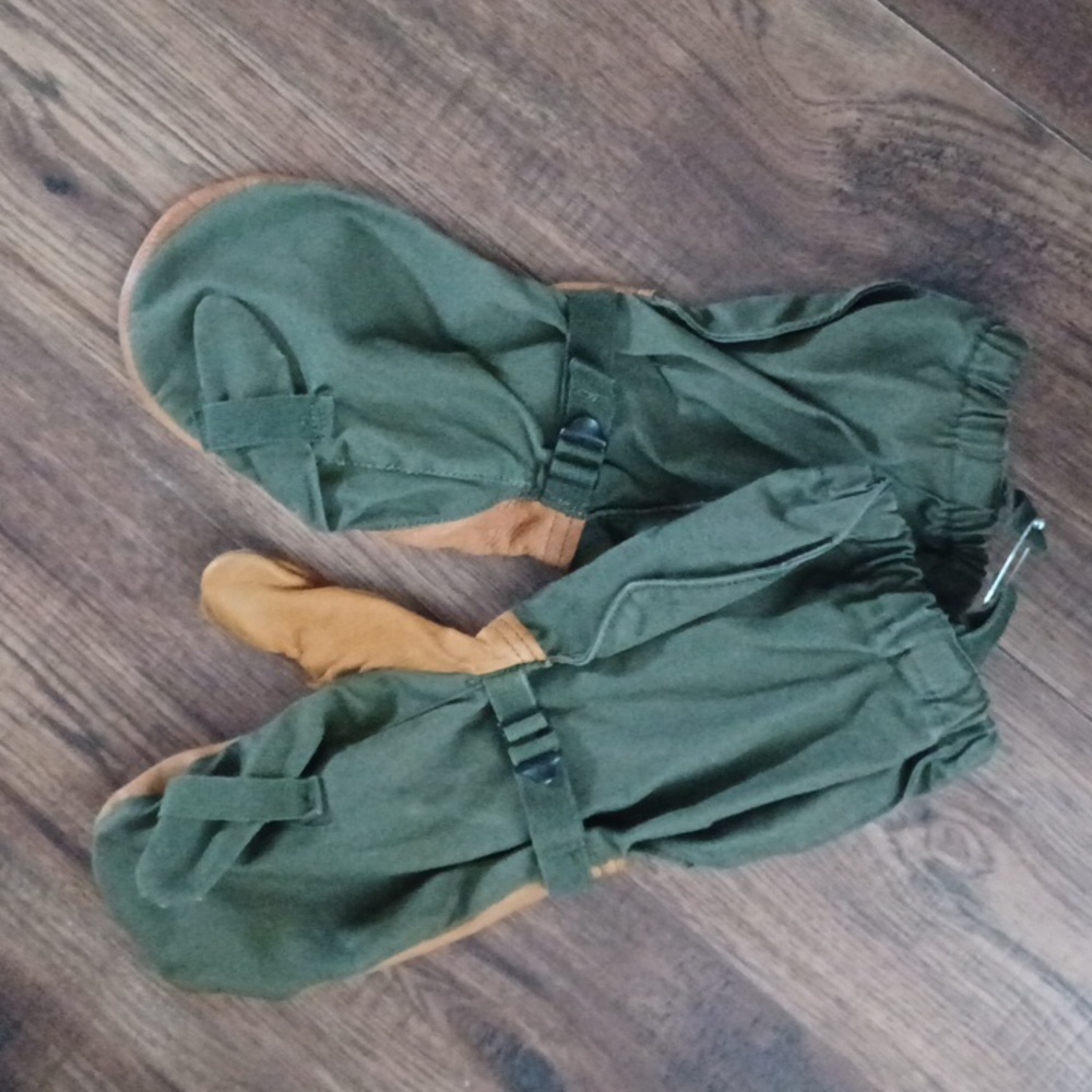 US Military army pair of mittensshell‎ gloves whit trigger finger